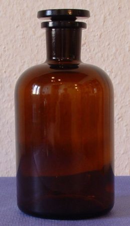 Folyadéküveg, barna  250 ml