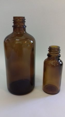 Gyógyszeres üveg DIN 18, 100 ml (68 db/tálca) TÁLCÁS