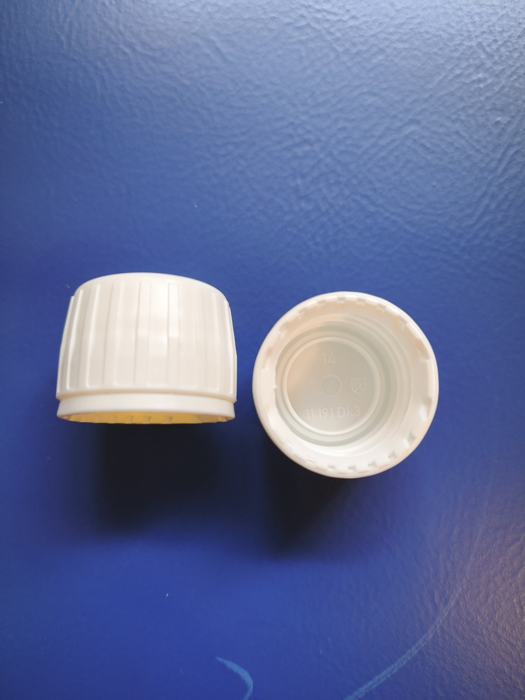 Image of Gyógyszeres üvegre kupak, DIN 28, garanciazáras